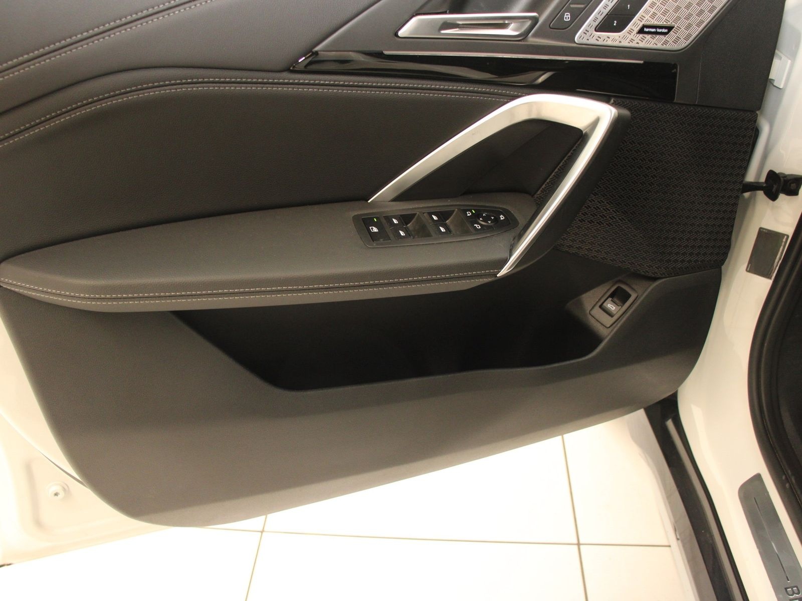 BMW X1 xDrive20d xLine Head-Up HK HiFi DAB LED RFK foto 11