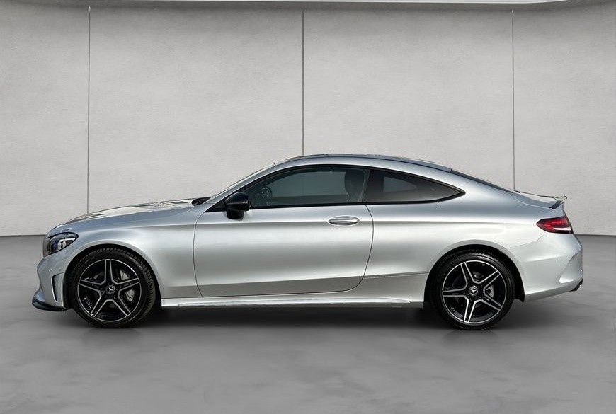Mercedes-Benz Mercedes C 180 Coupe 9G-TRONIC AMG Line foto 2