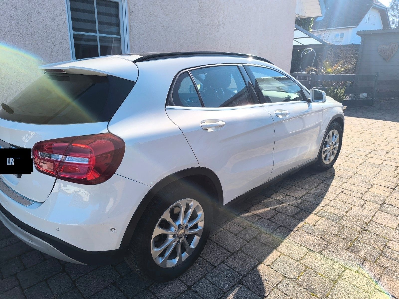 Mercedes-Benz CLA 200 - wenig km-Panorama Dach-super Zustand foto 2