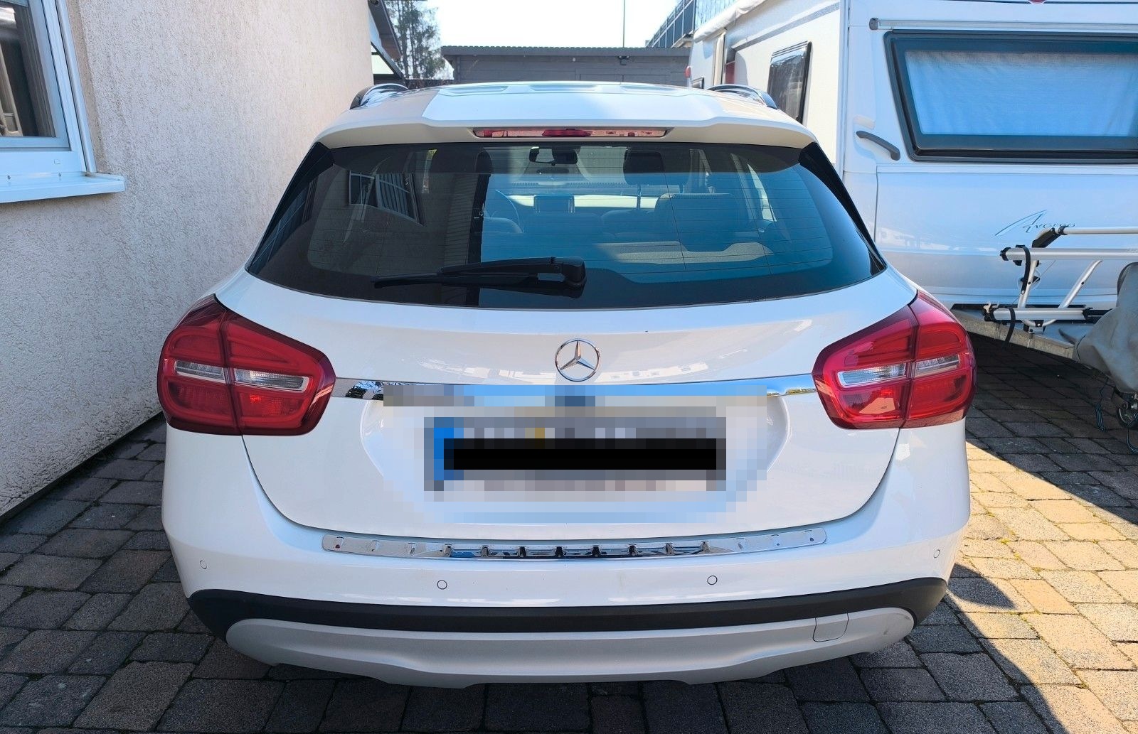 Mercedes-Benz CLA 200 - wenig km-Panorama Dach-super Zustand foto 4