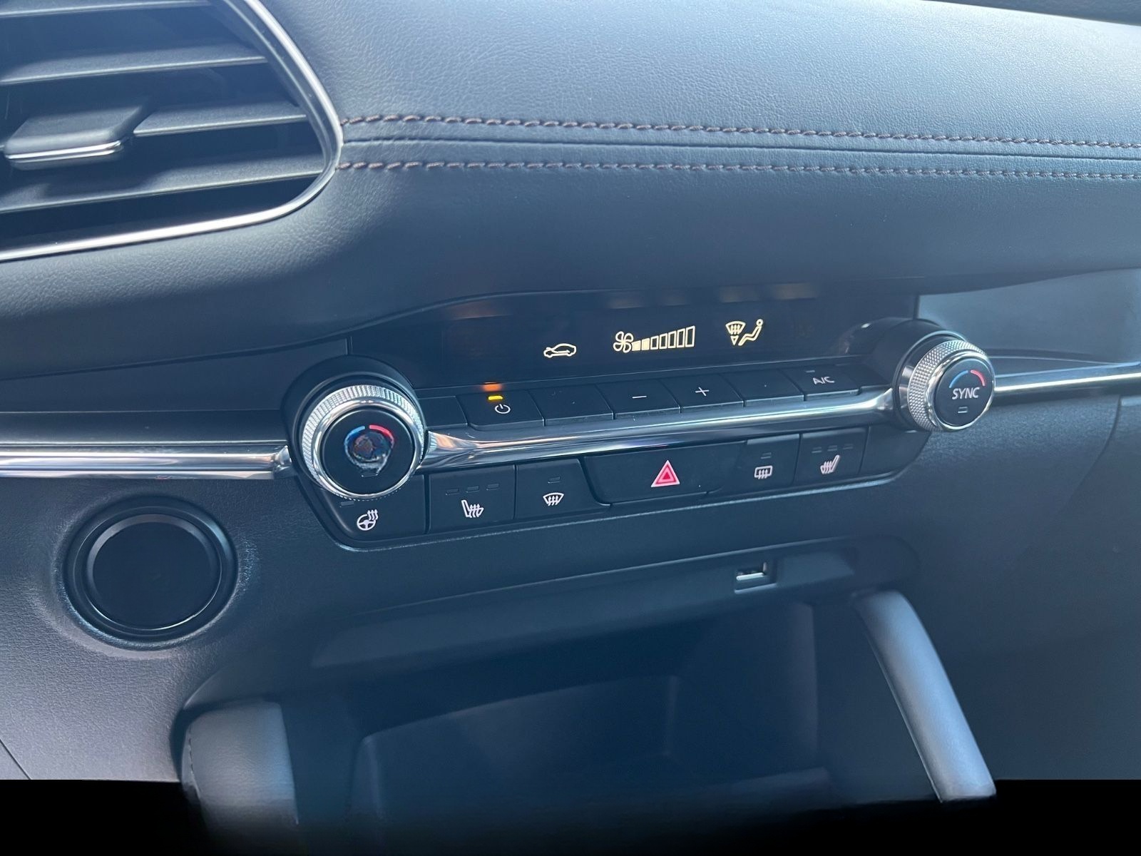 Mazda 3  Lim. 5-trg. SkyactiveX Selection foto 18