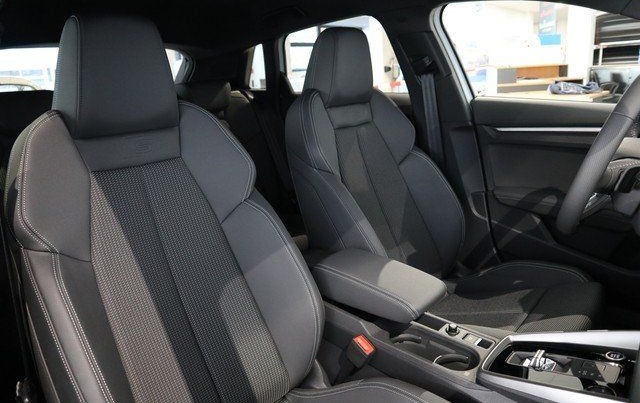 Audi A3 Sportback 35 TDI S tronic S line Navi foto 14