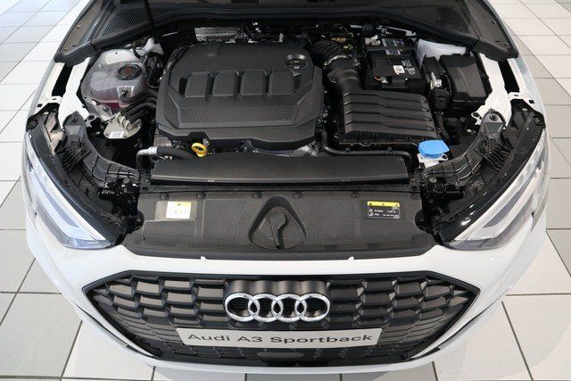 Audi A3 Sportback 35 TDI S tronic S line Navi foto 7