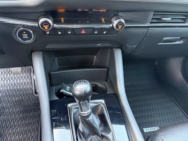 Mazda 3 SKYACTIV-X 2.0 Edition100 mit Winterrädern + A foto 15