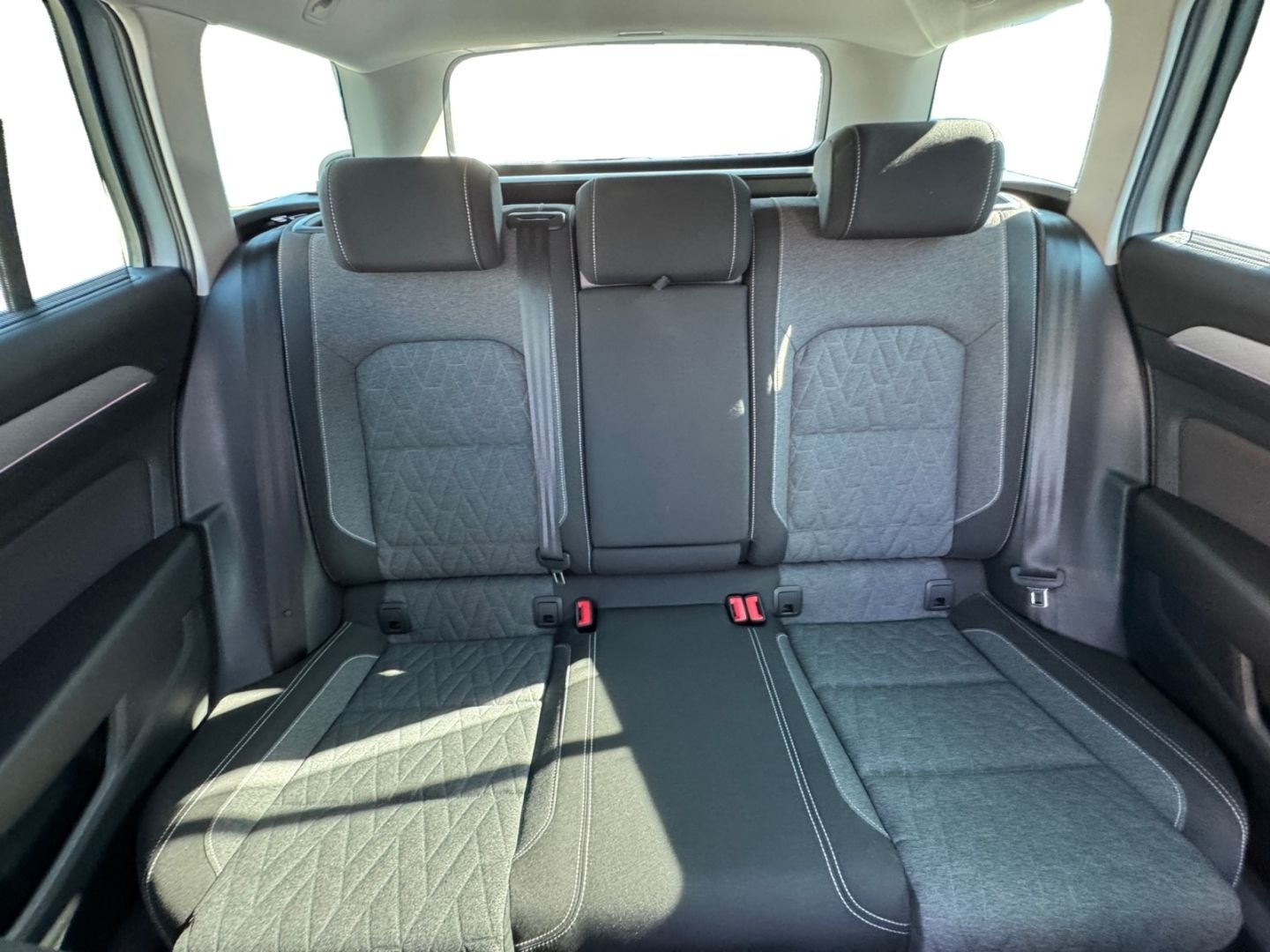 Volkswagen Passat Variant 2.0 TDI Business LED/NAVI/KAMERA/ foto 13