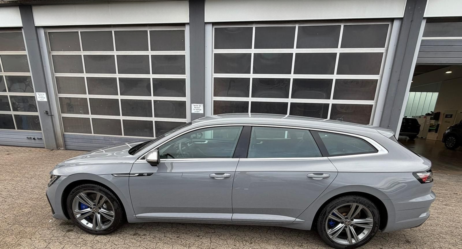 Volkswagen Arteon 2.0 TSI R 4Motion foto 8