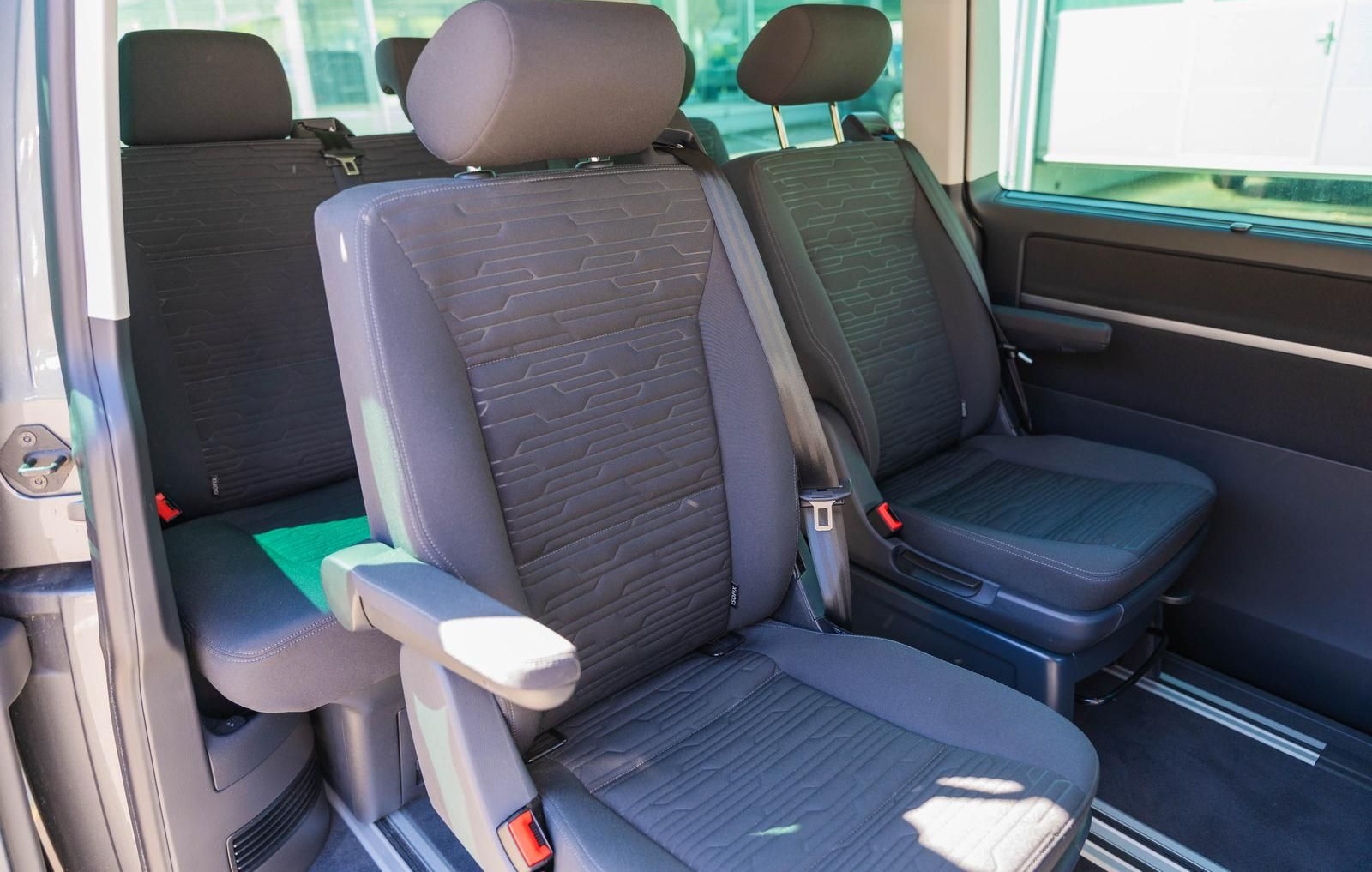 Volkswagen VW Multivan T6.1 4Motion DSG+Standh.+2xSchiebe foto 17