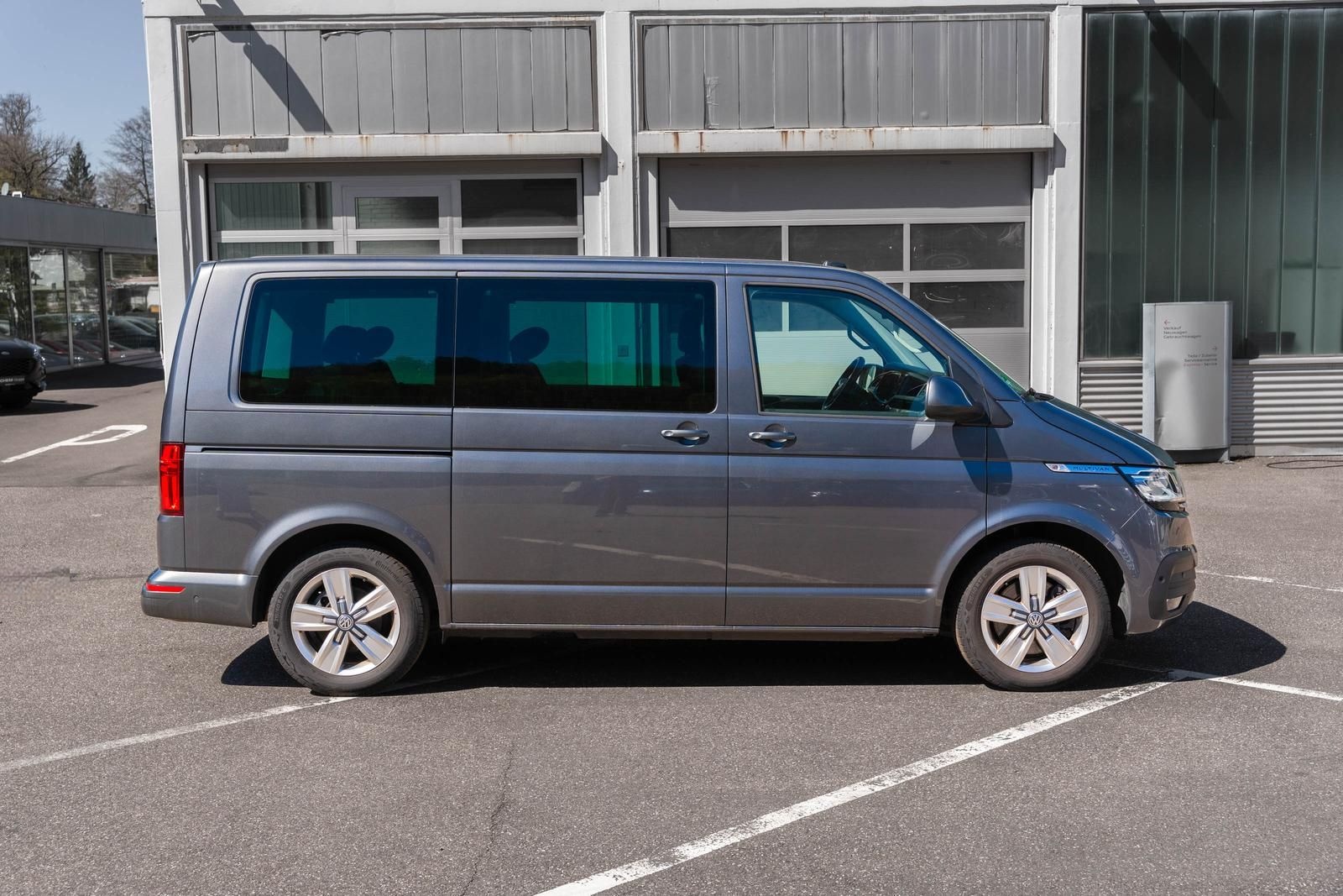 Volkswagen VW Multivan T6.1 4Motion DSG+Standh.+2xSchiebe foto 5