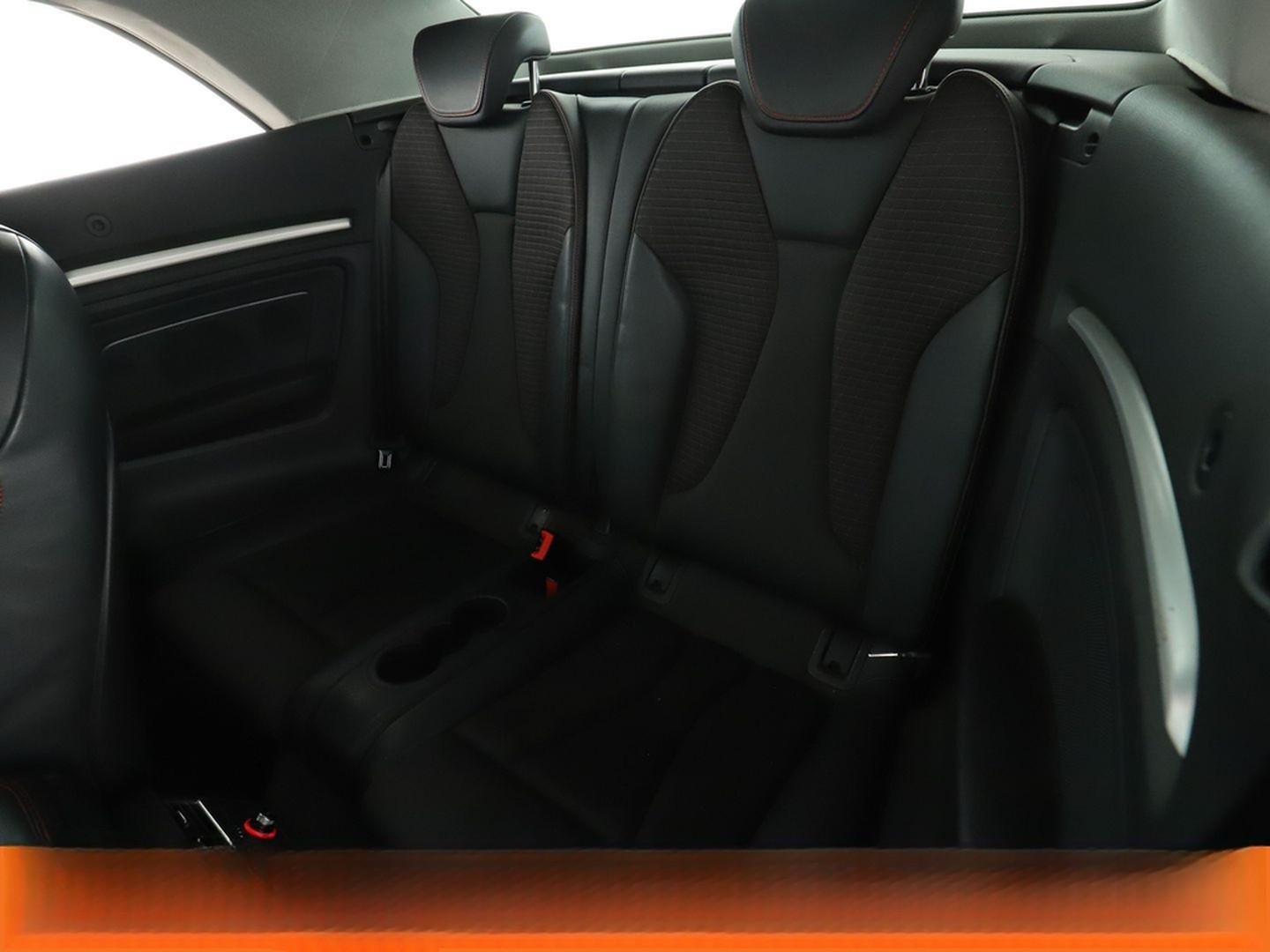 Audi S3 2.0 TFSI quattro Aut.*PDC*SHZ*ALU*SOUND*KLIMA foto 14