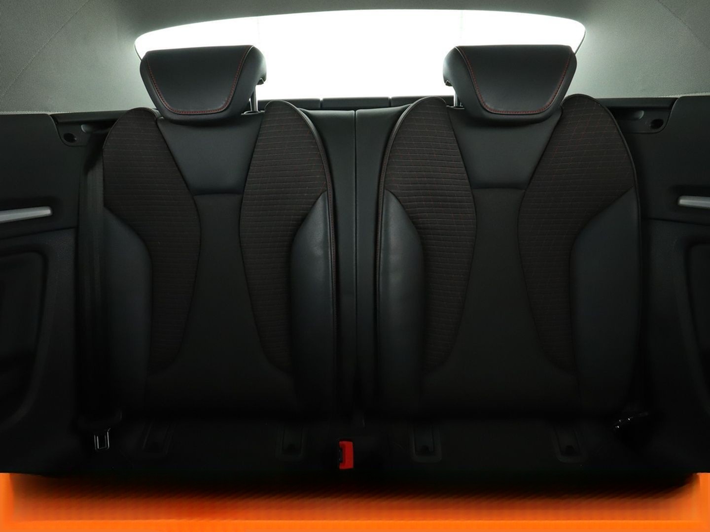 Audi S3 2.0 TFSI quattro Aut.*PDC*SHZ*ALU*SOUND*KLIMA foto 16