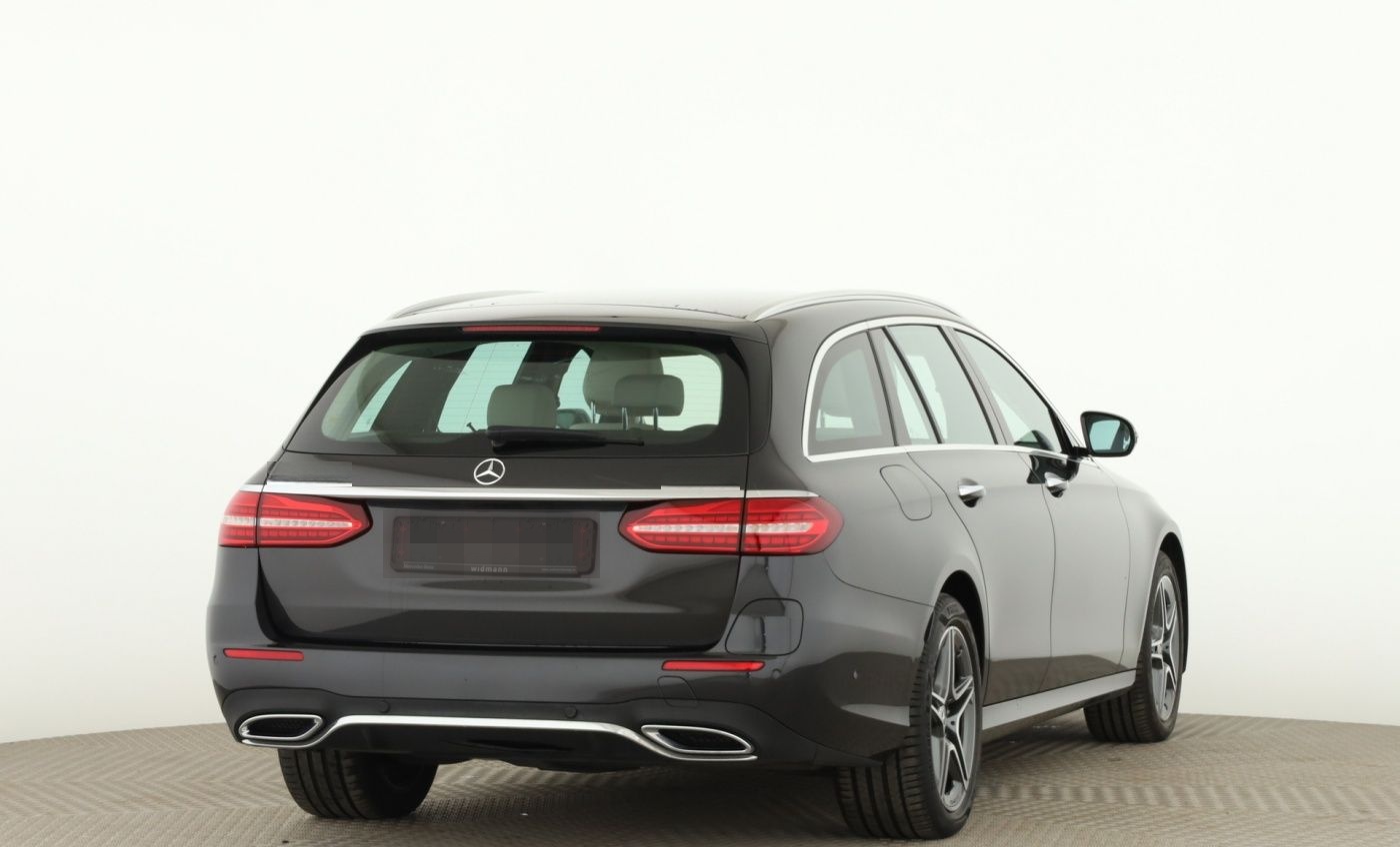 Mercedes-Benz E 300 de 4M T AMG*AHK*Distronic*360°Kamera*Keyl. foto 2