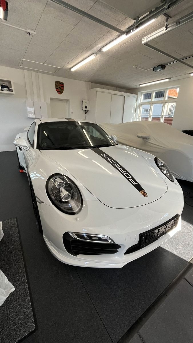 Porsche 991 Turbo S Coupé, 25% VAT reclaimable, Approved foto 2