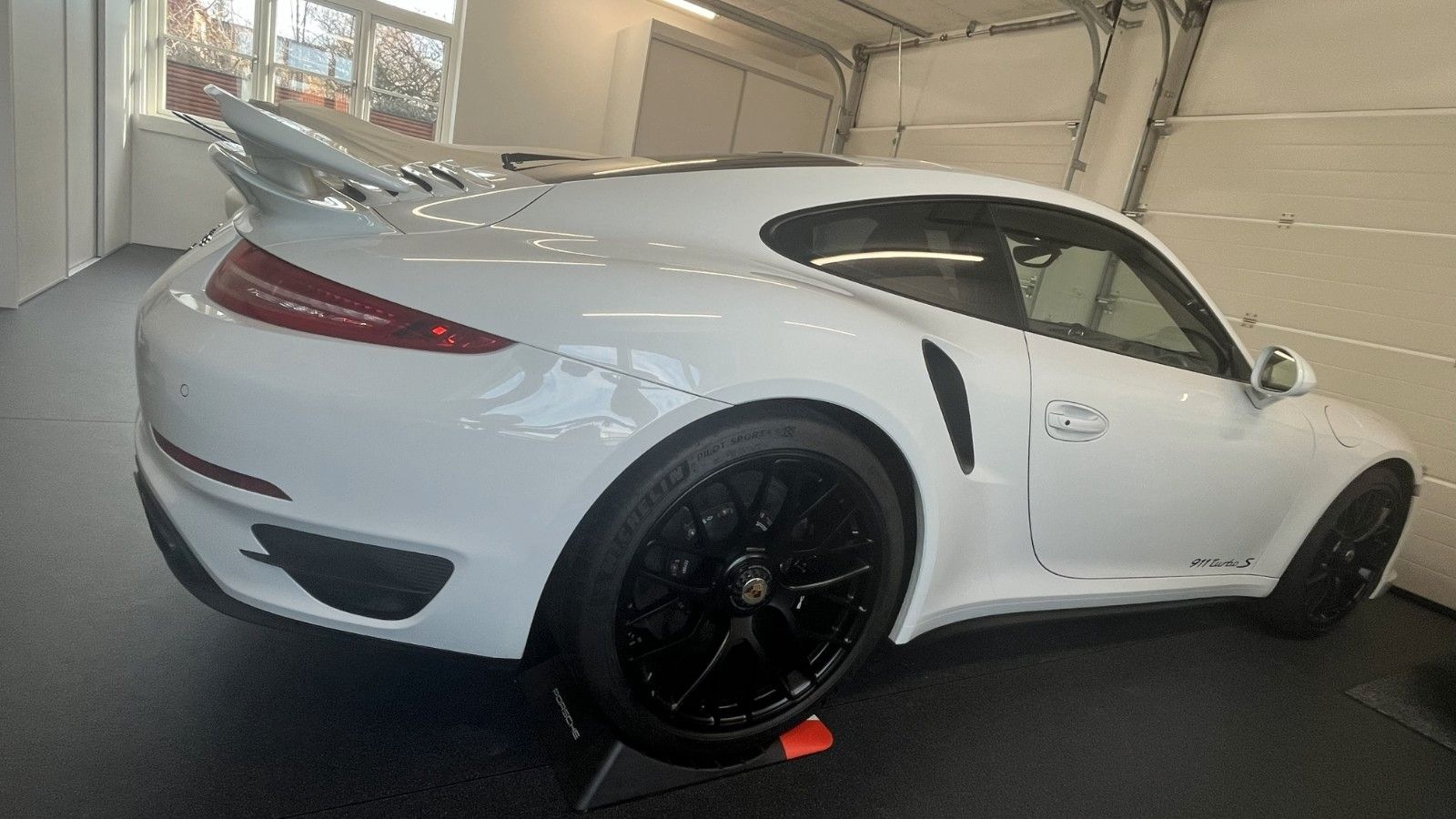 Porsche 991 Turbo S Coupé, 25% VAT reclaimable, Approved foto 4