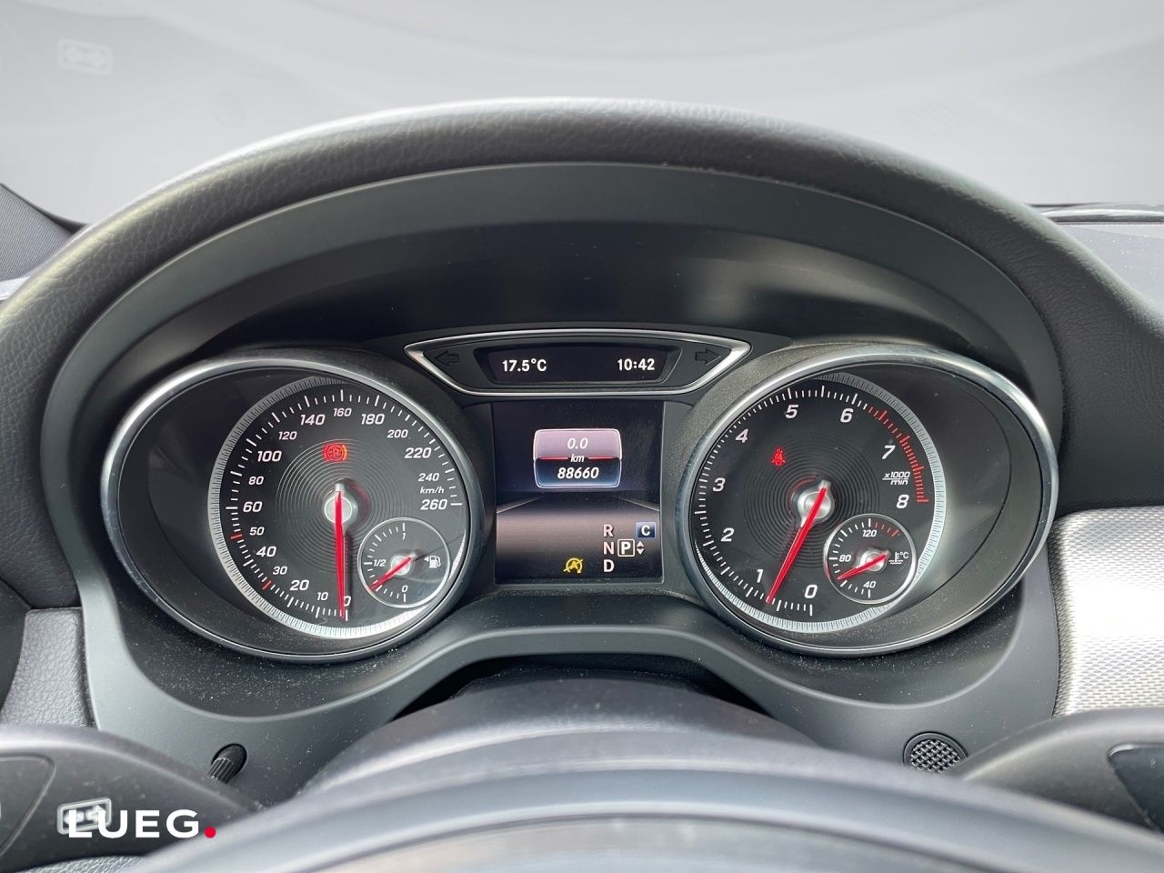 Mercedes-Benz GLA 220 4Matic URBAN+NIGHT+LED+AHK+PANODACH+360° foto 15
