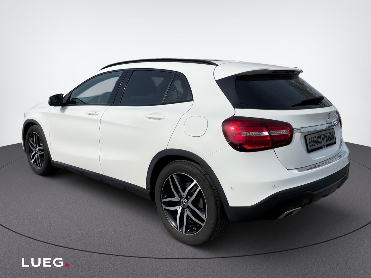 Mercedes-Benz GLA 220 4Matic URBAN+NIGHT+LED+AHK+PANODACH+360° foto 4