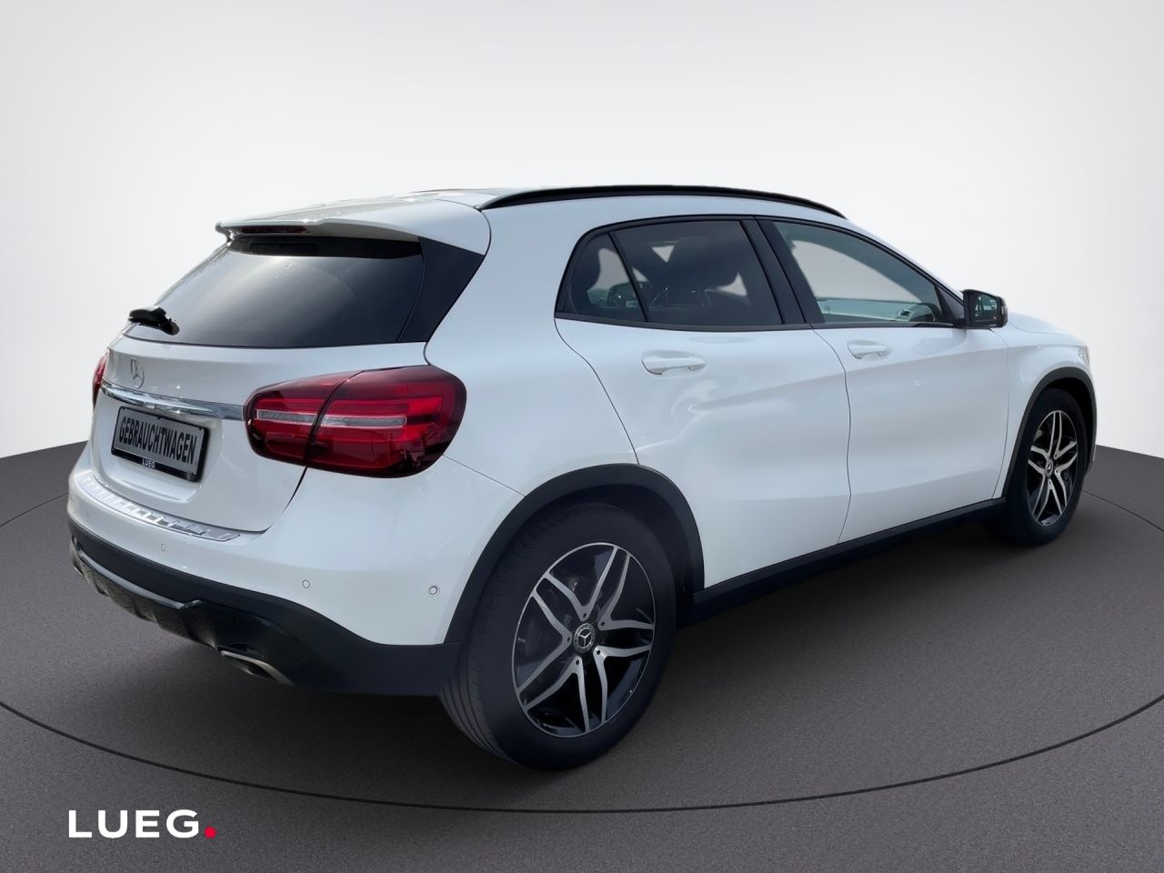 Mercedes-Benz GLA 220 4Matic URBAN+NIGHT+LED+AHK+PANODACH+360° foto 5