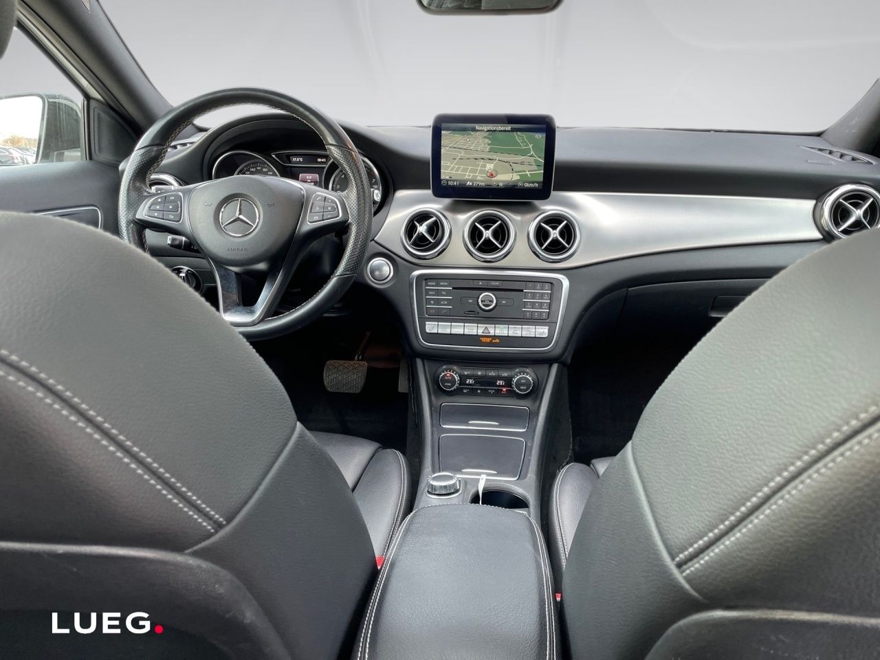 Mercedes-Benz GLA 220 4Matic URBAN+NIGHT+LED+AHK+PANODACH+360° foto 10