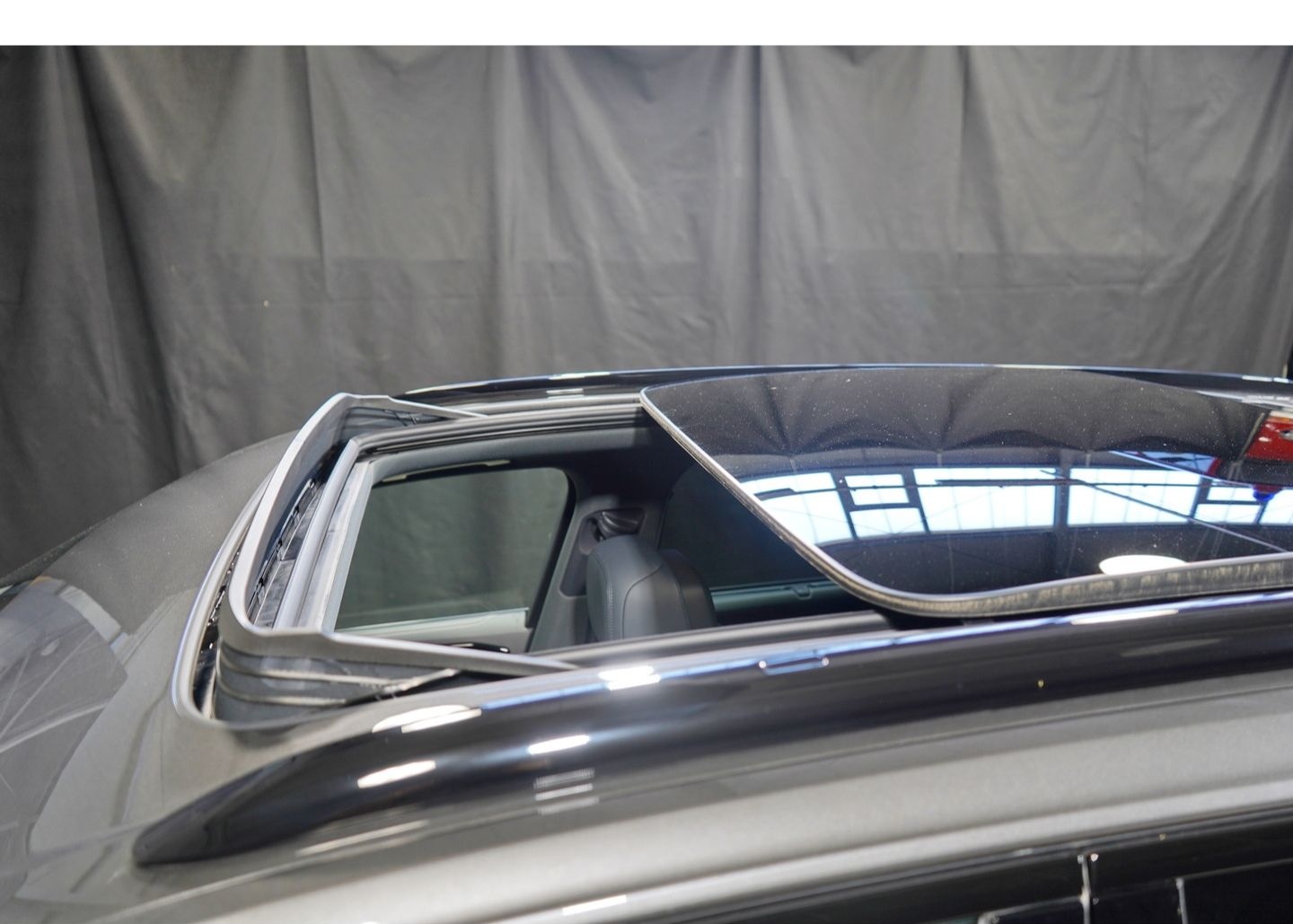 Volkswagen Touareg R-Line 3.0 TDI 4M Pano 360 Kamera HuD 22 foto 13