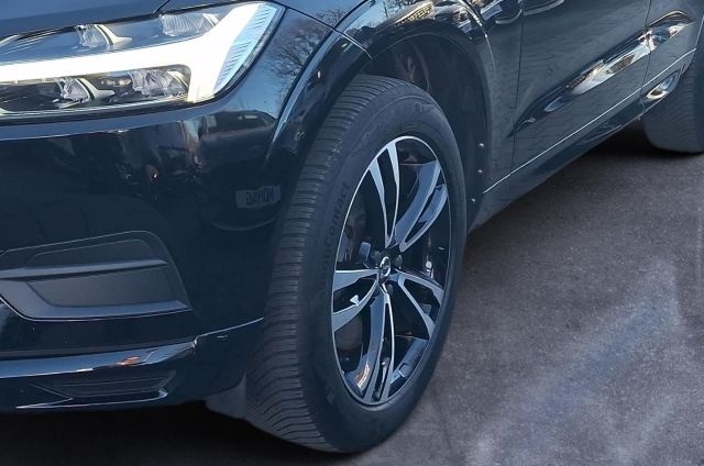 Volvo XC60 D4  Momentum *LED Scheinwerfer* Ganzjahresr foto 6