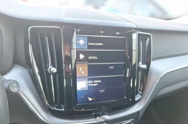 Volvo XC60 D4  Momentum *LED Scheinwerfer* Ganzjahresr foto 9