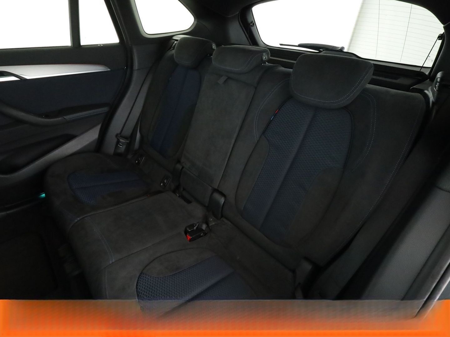 BMW X1 xDrive 20i M Sport Aut.*NAVI*HUD*TEMPO*PDC* foto 14
