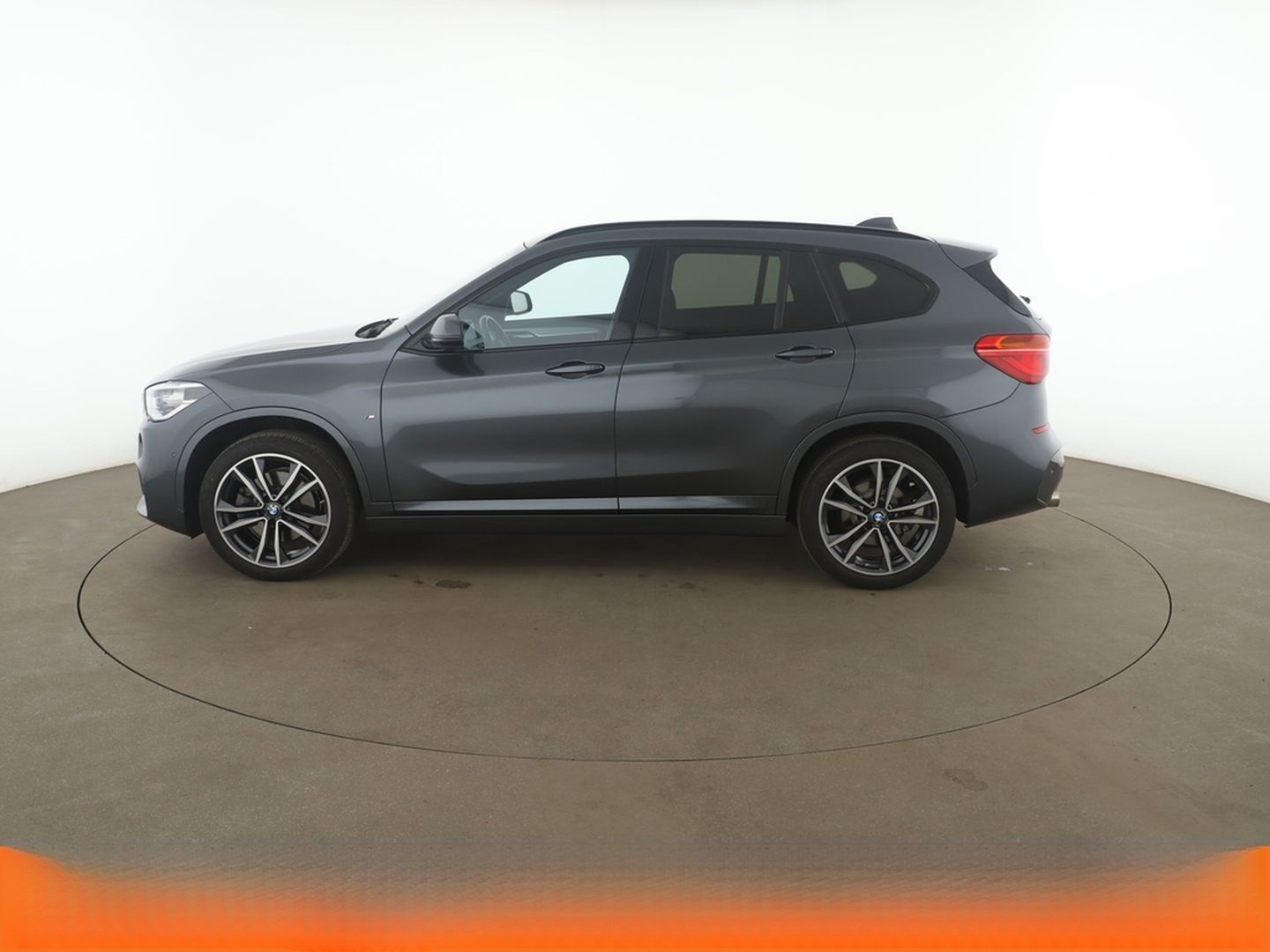 BMW X1 xDrive 20i M Sport Aut.*NAVI*HUD*TEMPO*PDC* foto 3