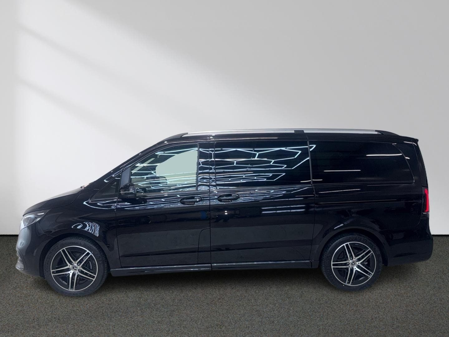 Mercedes-Benz V 300 d Avantgarde 4x4 lang AMG AIRMATIC Pano 9G foto 3