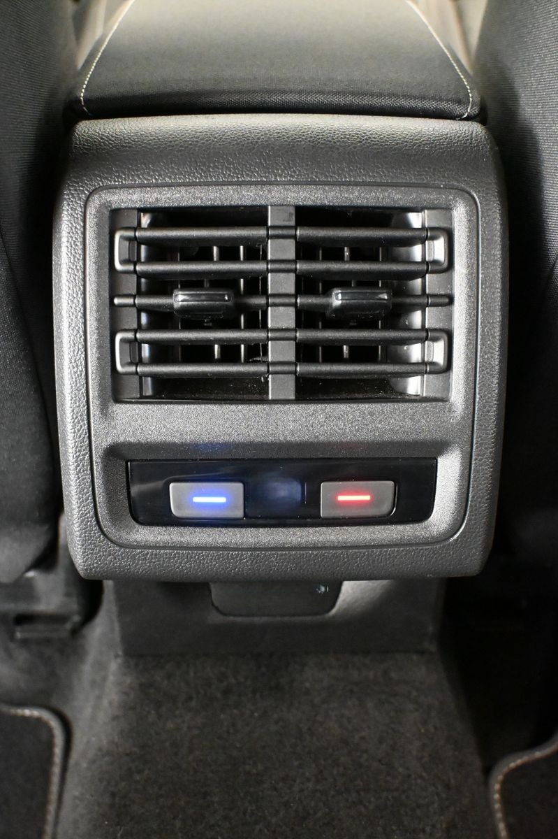 Volkswagen Golf Style *IQ-LIGHT*AHK*KAMERA*KEYLESS*CARPLAY foto 23