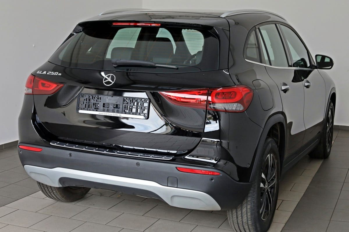 Mercedes-Benz GLA 250e Style Navi Park P Kamera T.Leder SH LED foto 2