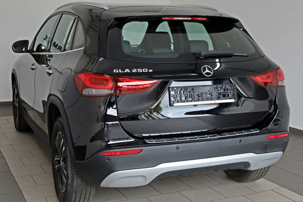 Mercedes-Benz GLA 250e Style Navi Park P Kamera T.Leder SH LED foto 8