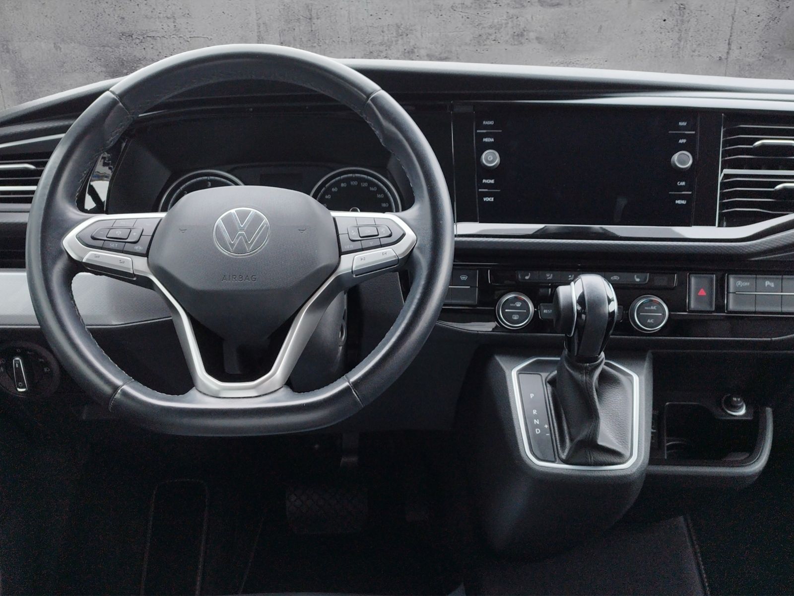 Volkswagen Multivan T6.1 Generation Six 2.0TDI DSG RFK/LED foto 9