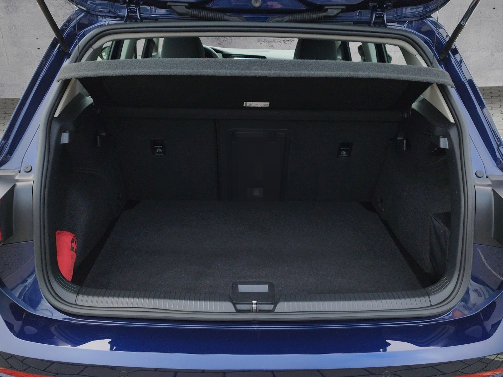 Volkswagen Golf VIII Life 2.0 TDI DSG LED/ACC/TRAVEL/NAV foto 12