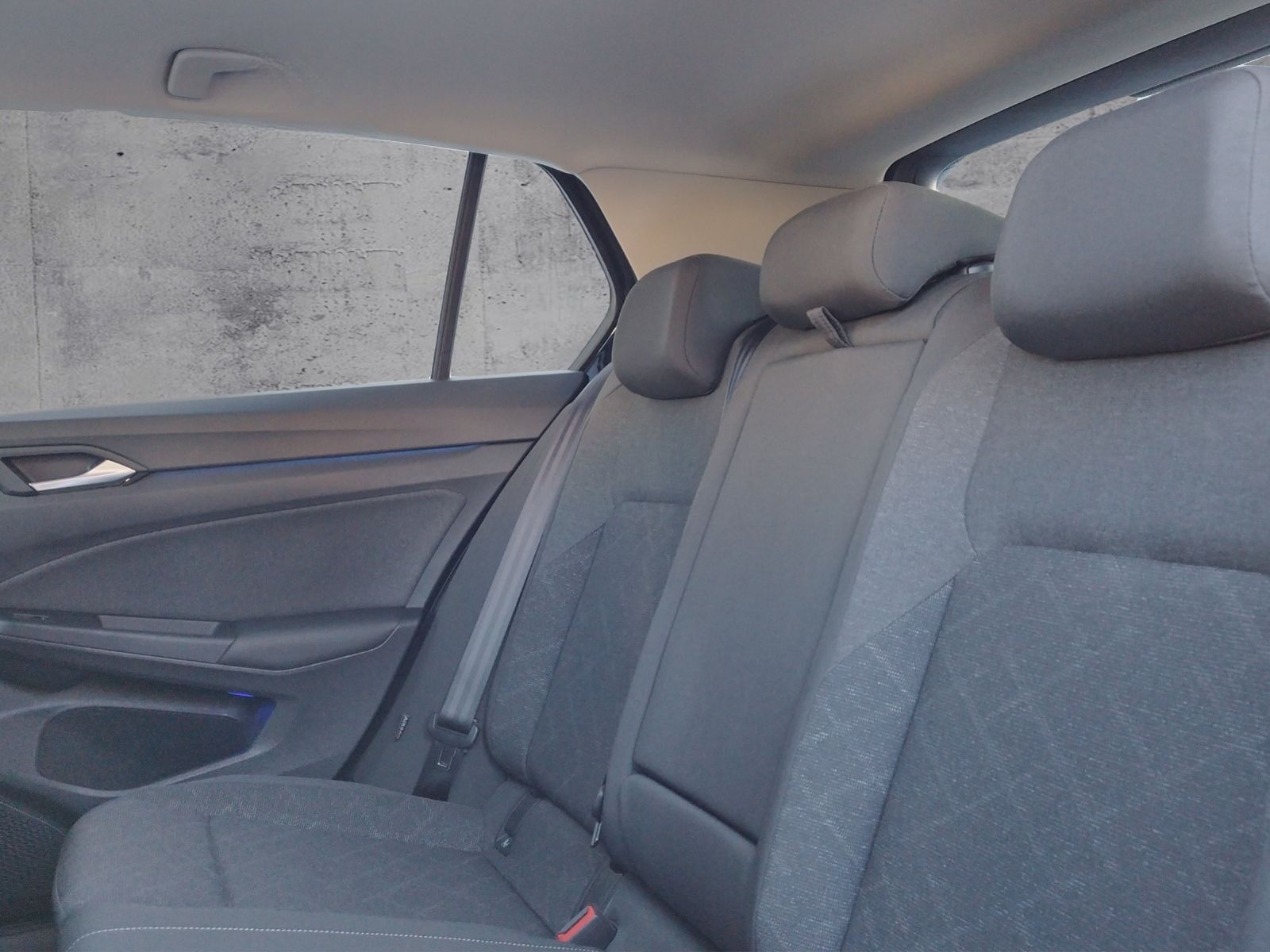 Volkswagen Golf VIII Life 1.5 TSI 5JG/LED+/NAV/L+S/AMBIENTE foto 11