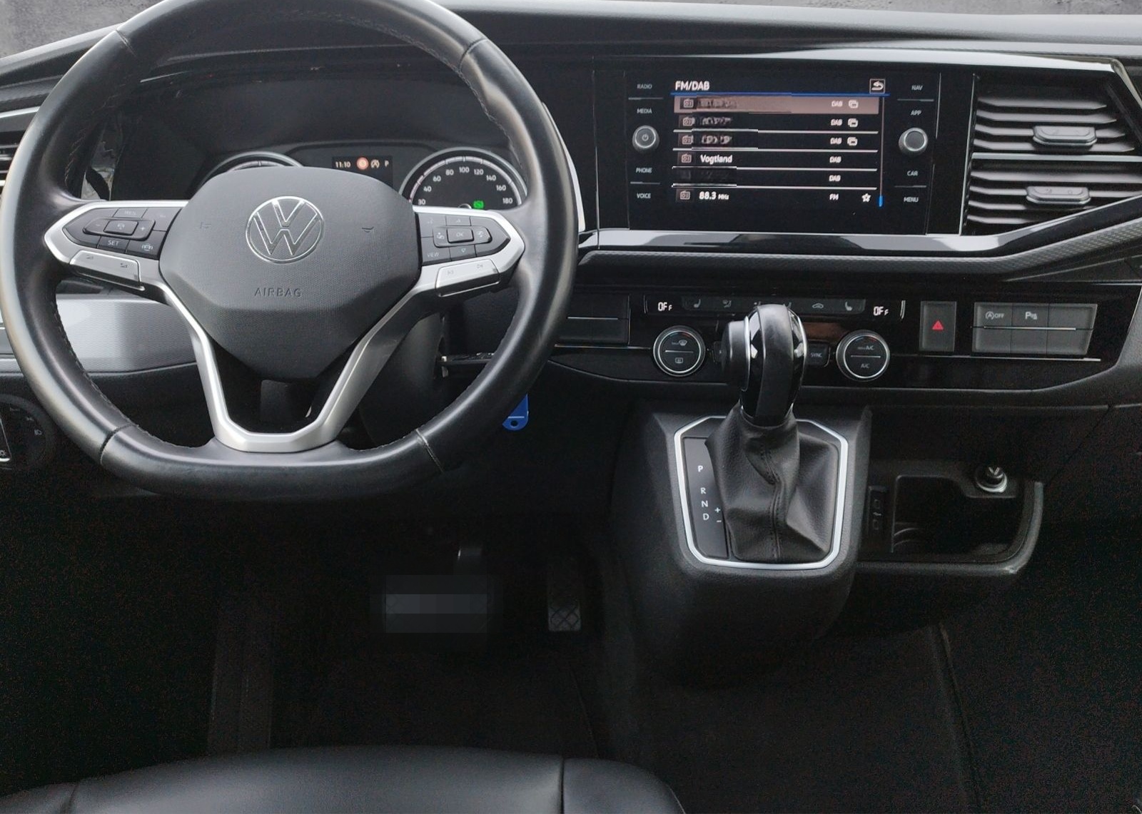 Volkswagen Multivan T6.1 Generation Six 2.0 TDI 4M DSG AHK foto 9