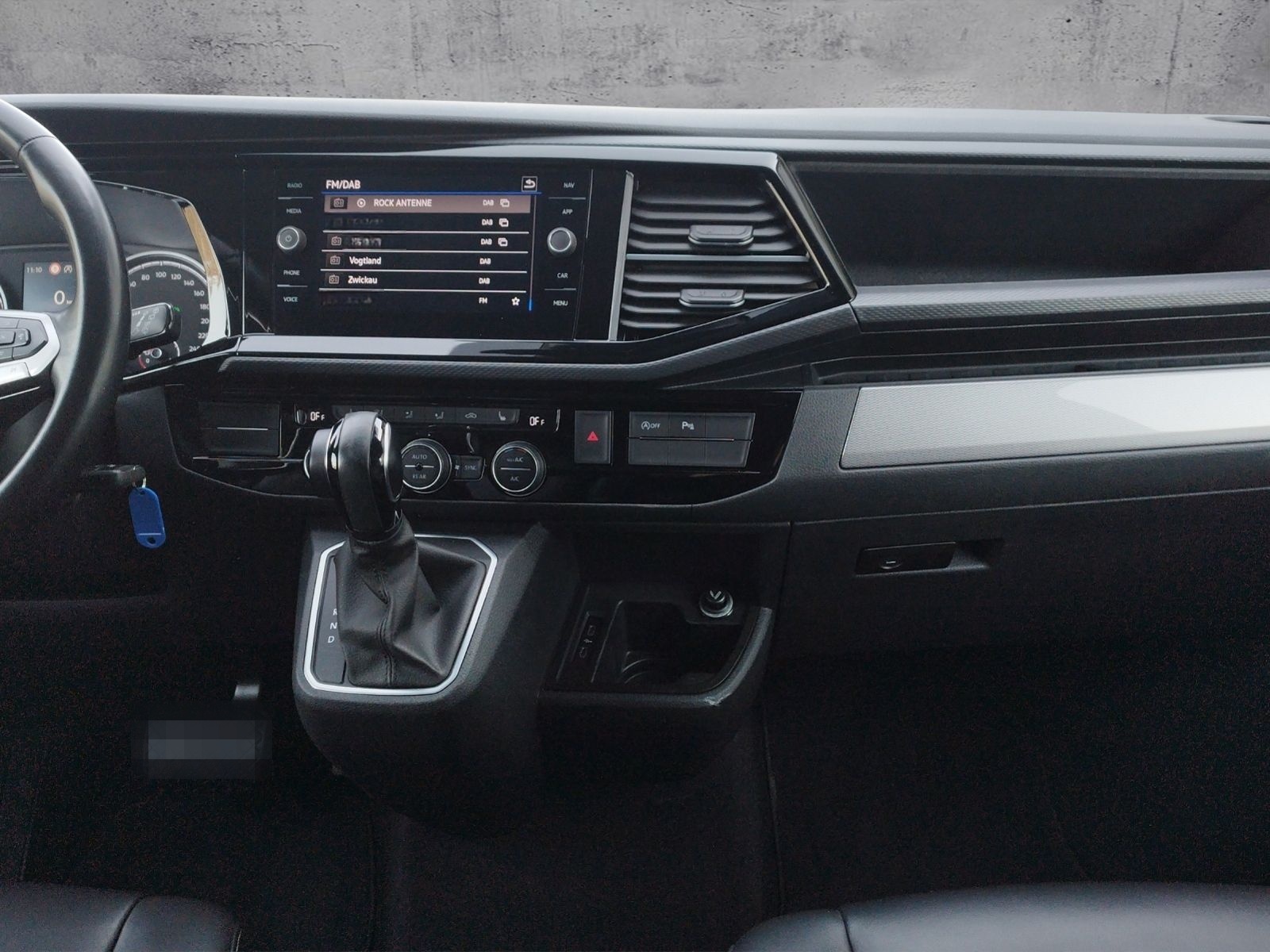 Volkswagen Multivan T6.1 Generation Six 2.0 TDI 4M DSG AHK foto 10