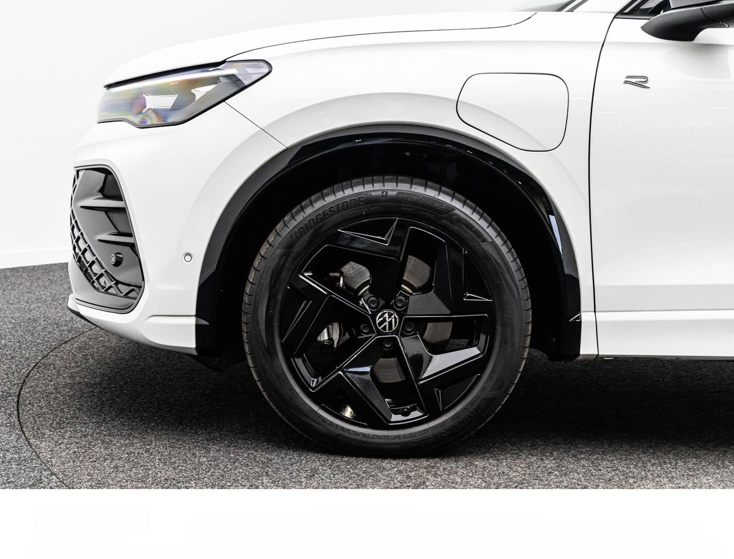 Volkswagen TIGUAN 1.5TSi e-HYBRID R LINE BLACK LED+/ACC/KAM foto 13