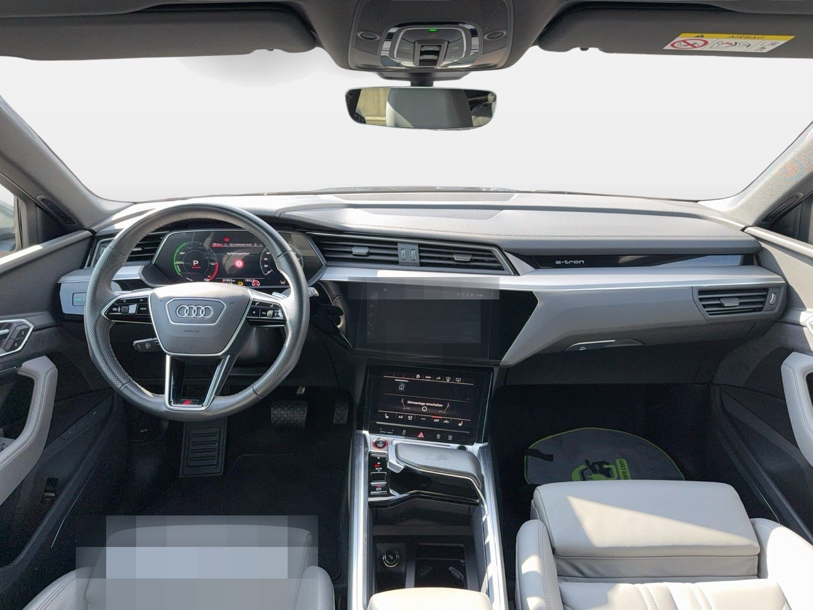 Audi e-tron S quattro UPE 123.635 Matrix Pano B&O foto 12