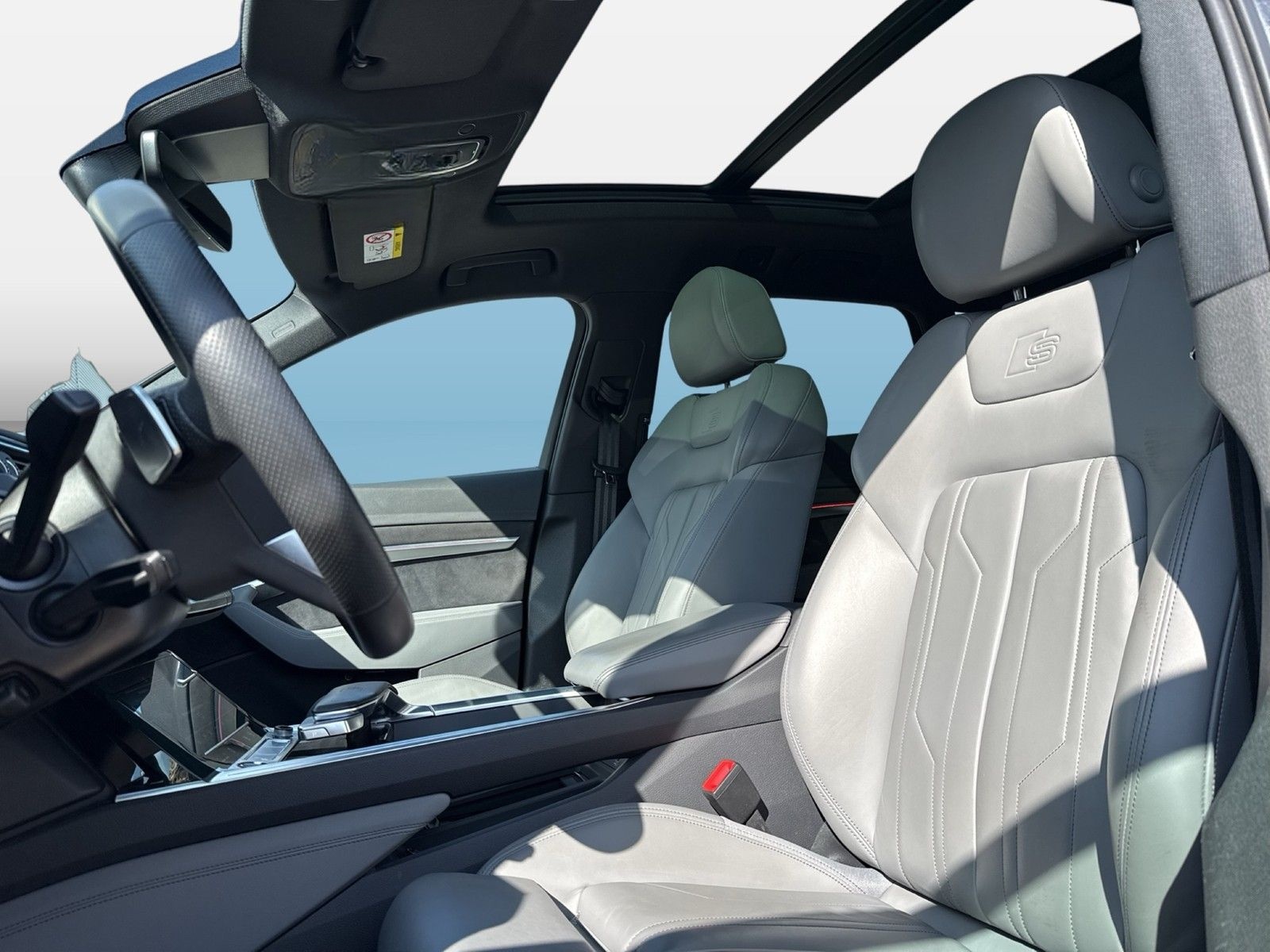 Audi e-tron S quattro UPE 123.635 Matrix Pano B&O foto 15