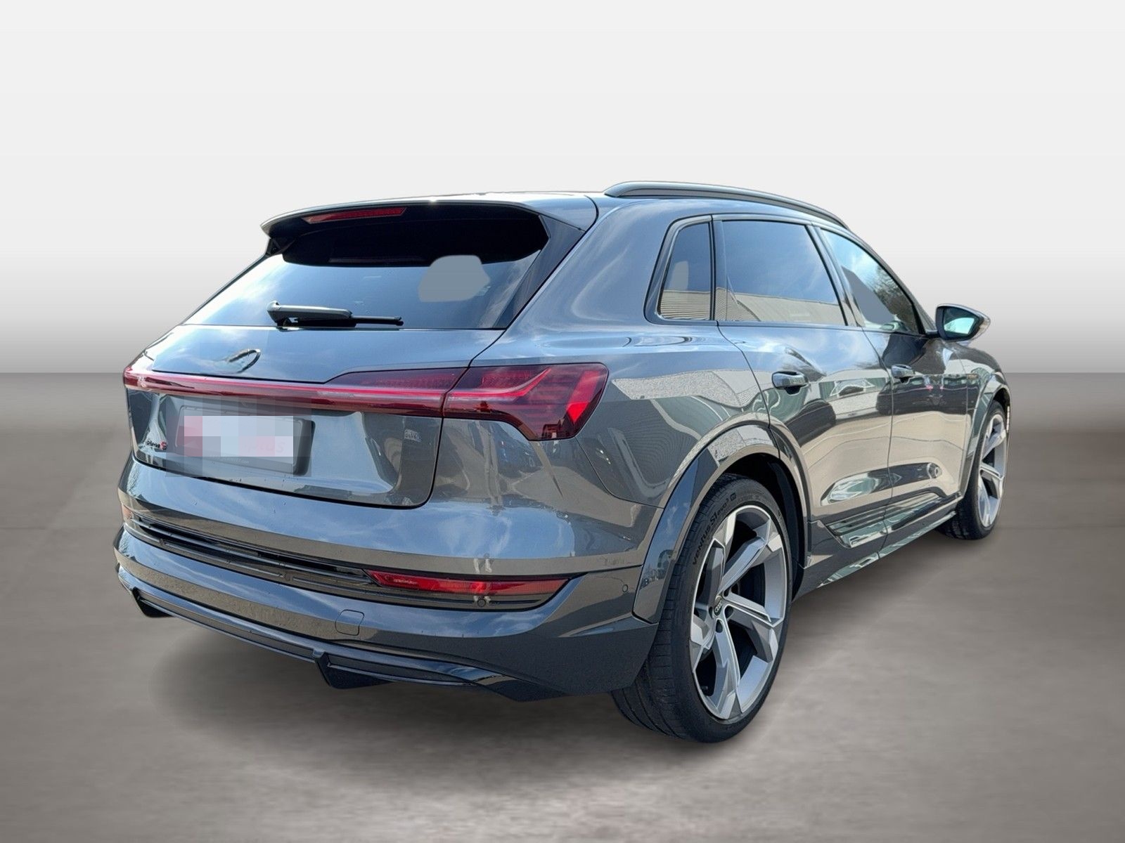 Audi e-tron S quattro UPE 123.635 Matrix Pano B&O foto 5