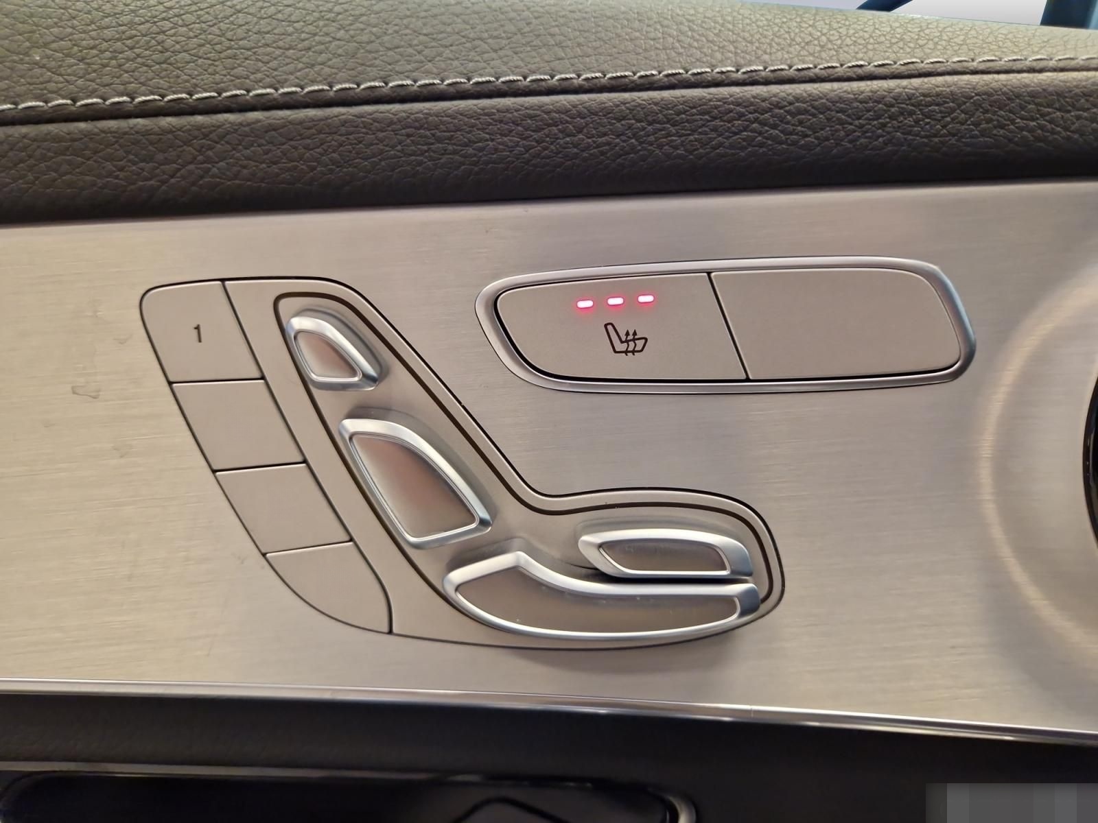 Mercedes-Benz GLC 220 d 4M  Kamera Memory AHK Sitzhzg LED DAB. foto 14