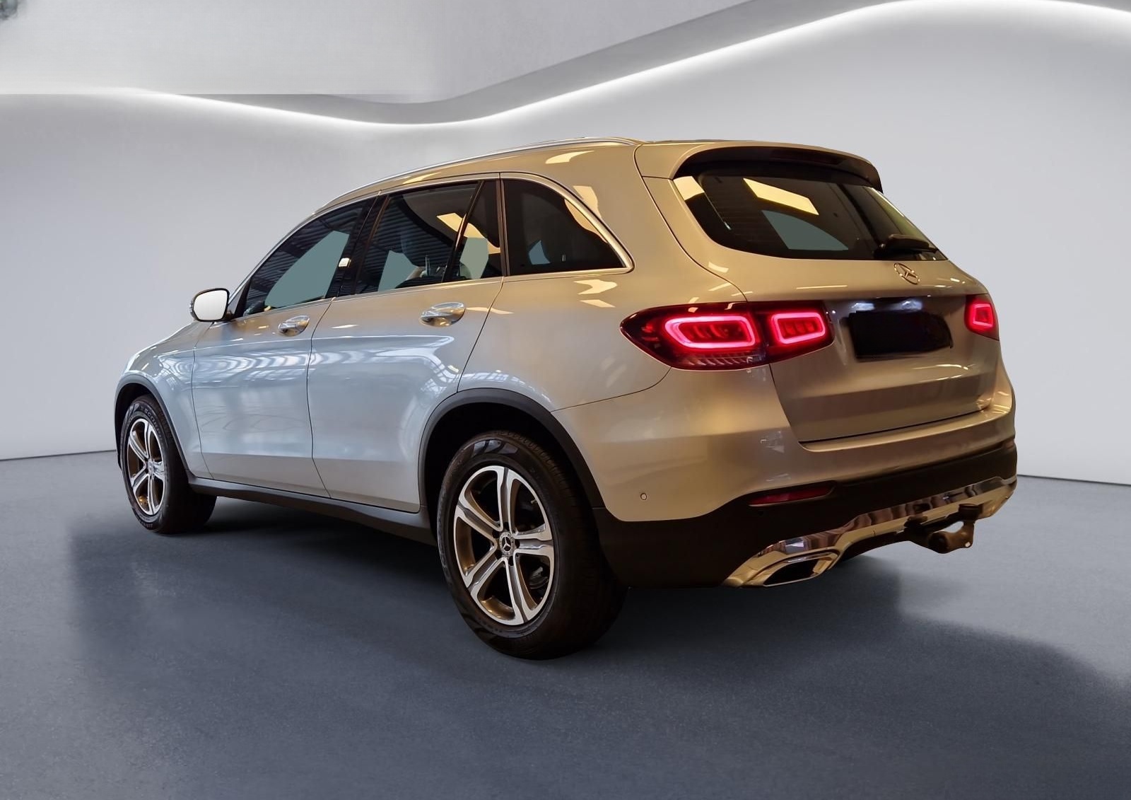 Mercedes-Benz GLC 220 d 4M  Kamera Memory AHK Sitzhzg LED DAB. foto 4