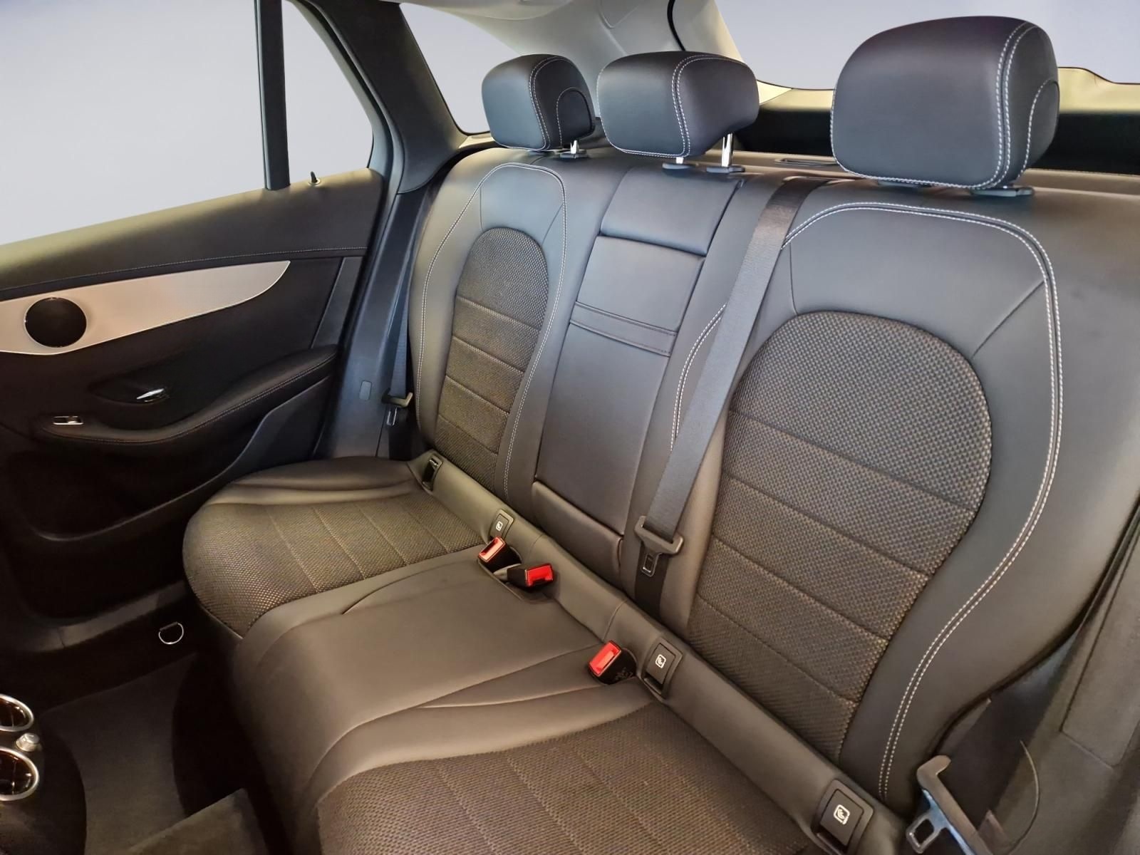 Mercedes-Benz GLC 220 d 4M  Kamera Memory AHK Sitzhzg LED DAB. foto 8