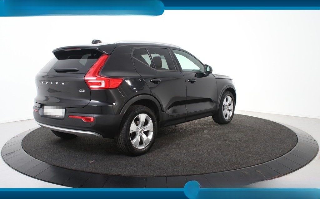 Volvo XC40 D3 Momentum *1.Hand*Leder*Pano.*SHZ* foto 7