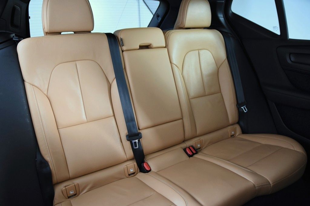 Volvo XC40 D3 Momentum *1.Hand*Leder*Pano.*SHZ* foto 9