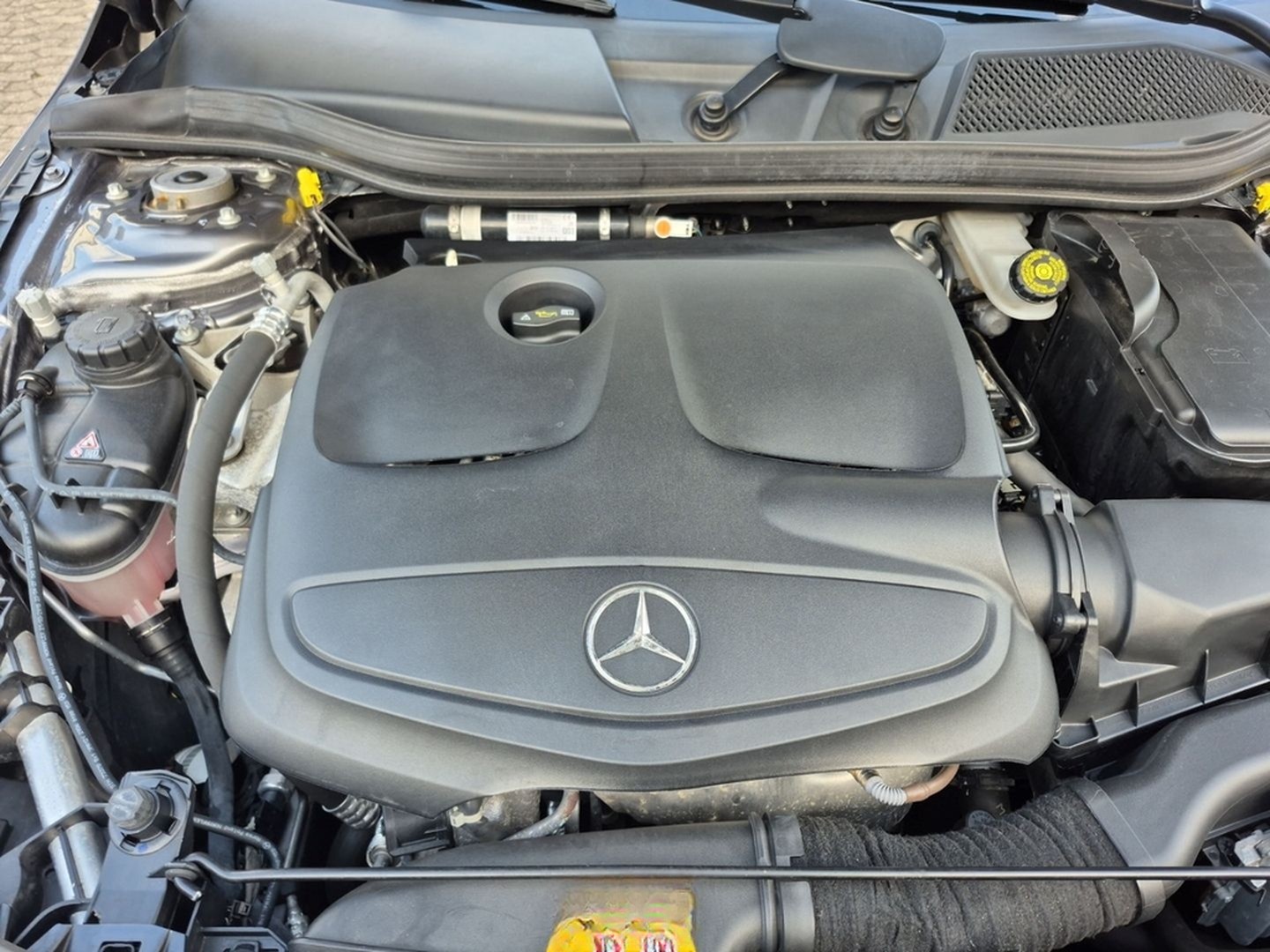 Mercedes-Benz CLA 180 Shooting Brake LEDHighP. Night Navi Sitz foto 16