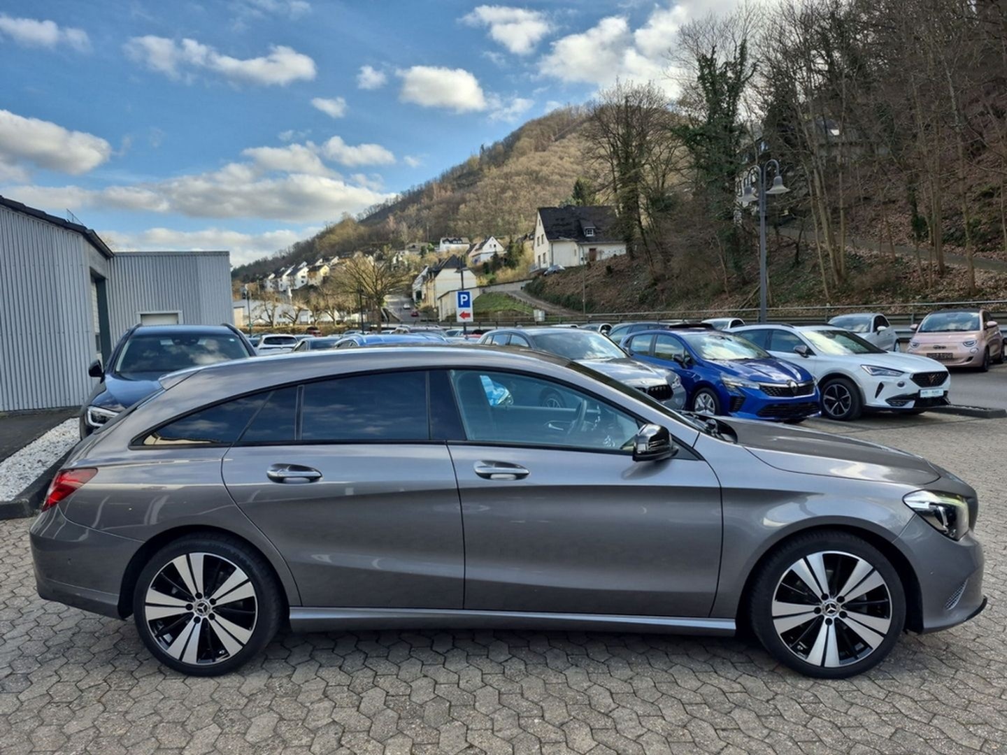 Mercedes-Benz CLA 180 Shooting Brake LEDHighP. Night Navi Sitz foto 4