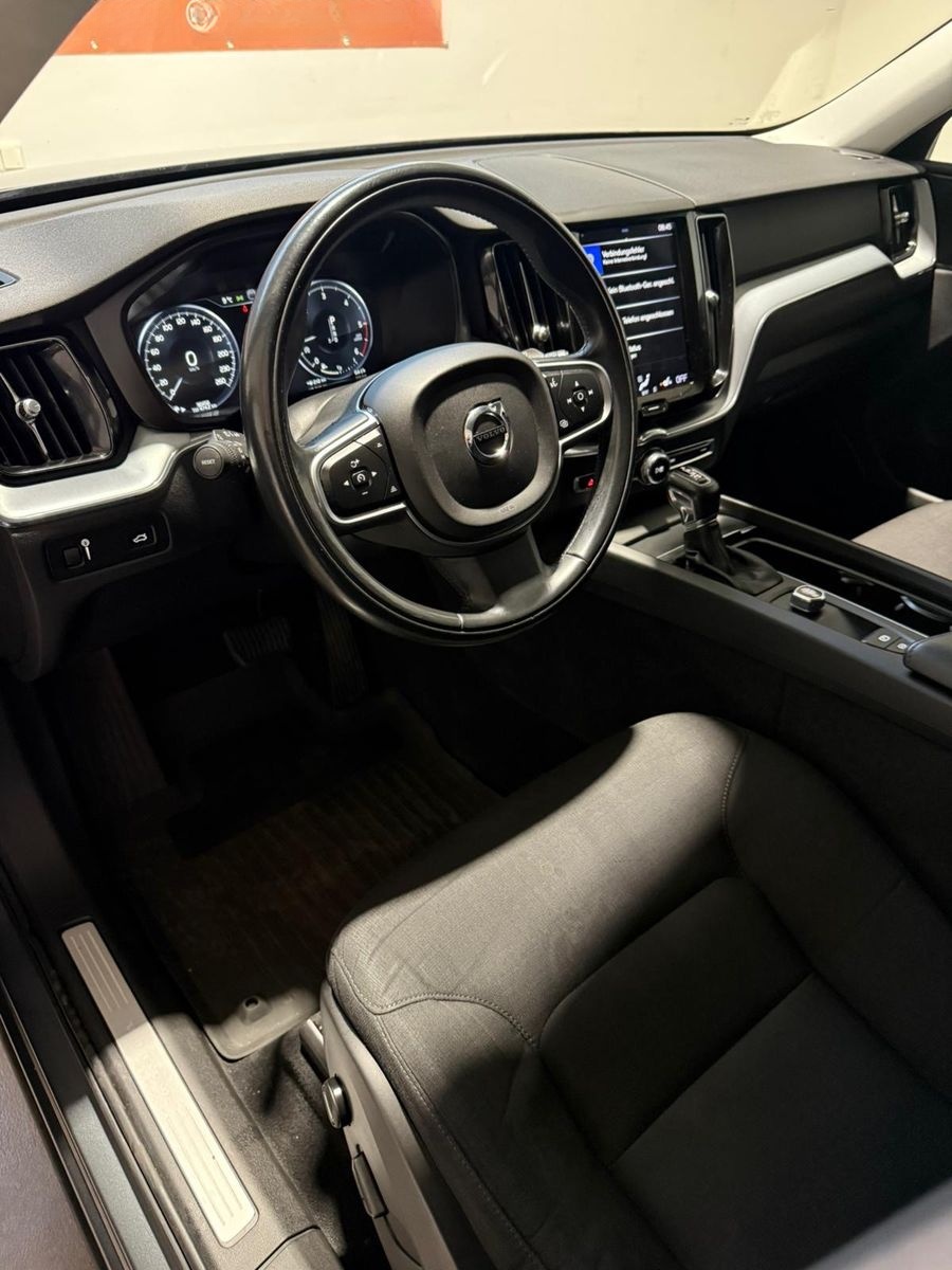 Volvo XC 60 Momentum D4 AHK+LED+AUTOMATIK foto 17