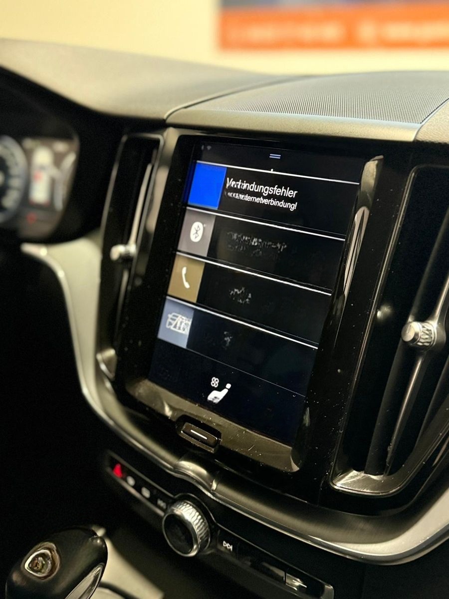 Volvo XC 60 Momentum D4 AHK+LED+AUTOMATIK foto 18