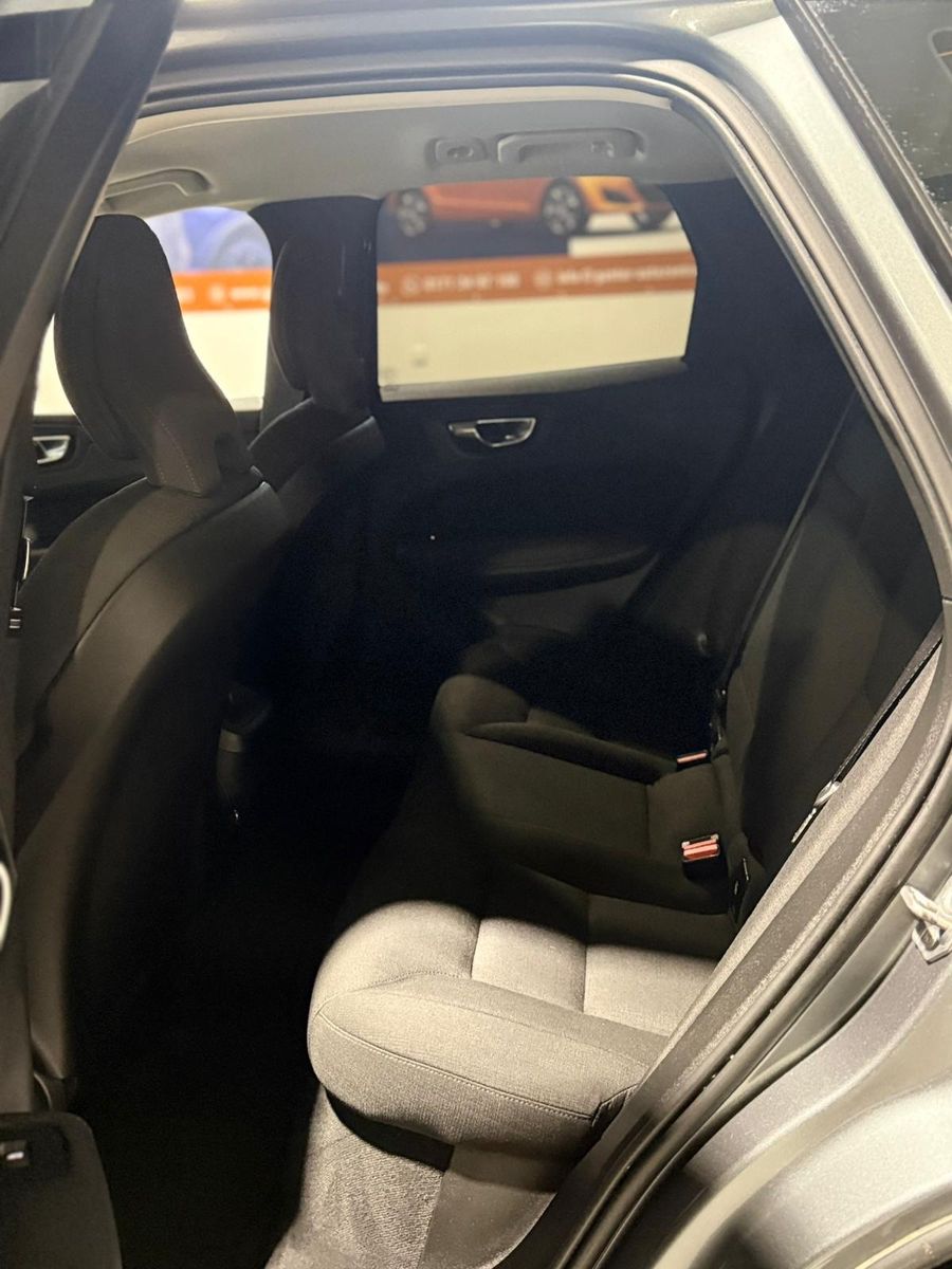 Volvo XC 60 Momentum D4 AHK+LED+AUTOMATIK foto 23