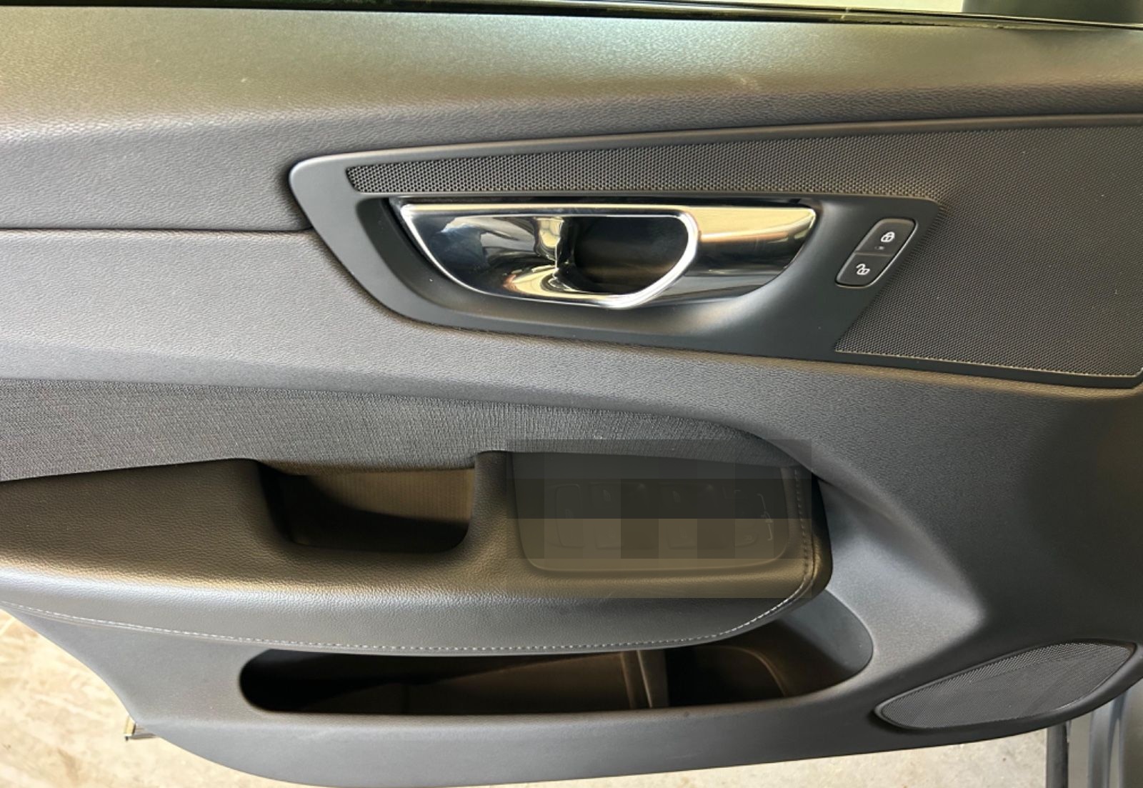 Volvo XC 60 Momentum D4 AHK+LED+AUTOMATIK foto 25